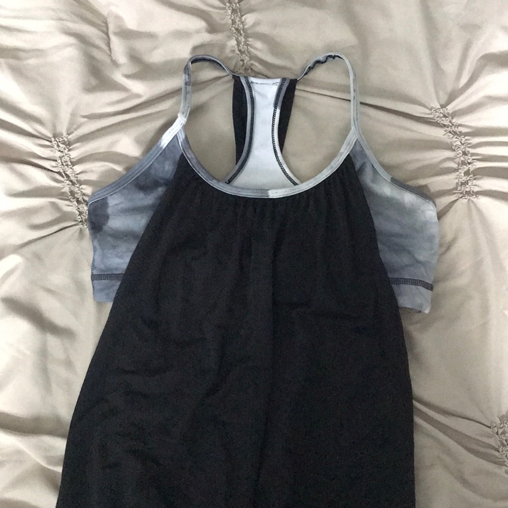 Lululemon workout tank